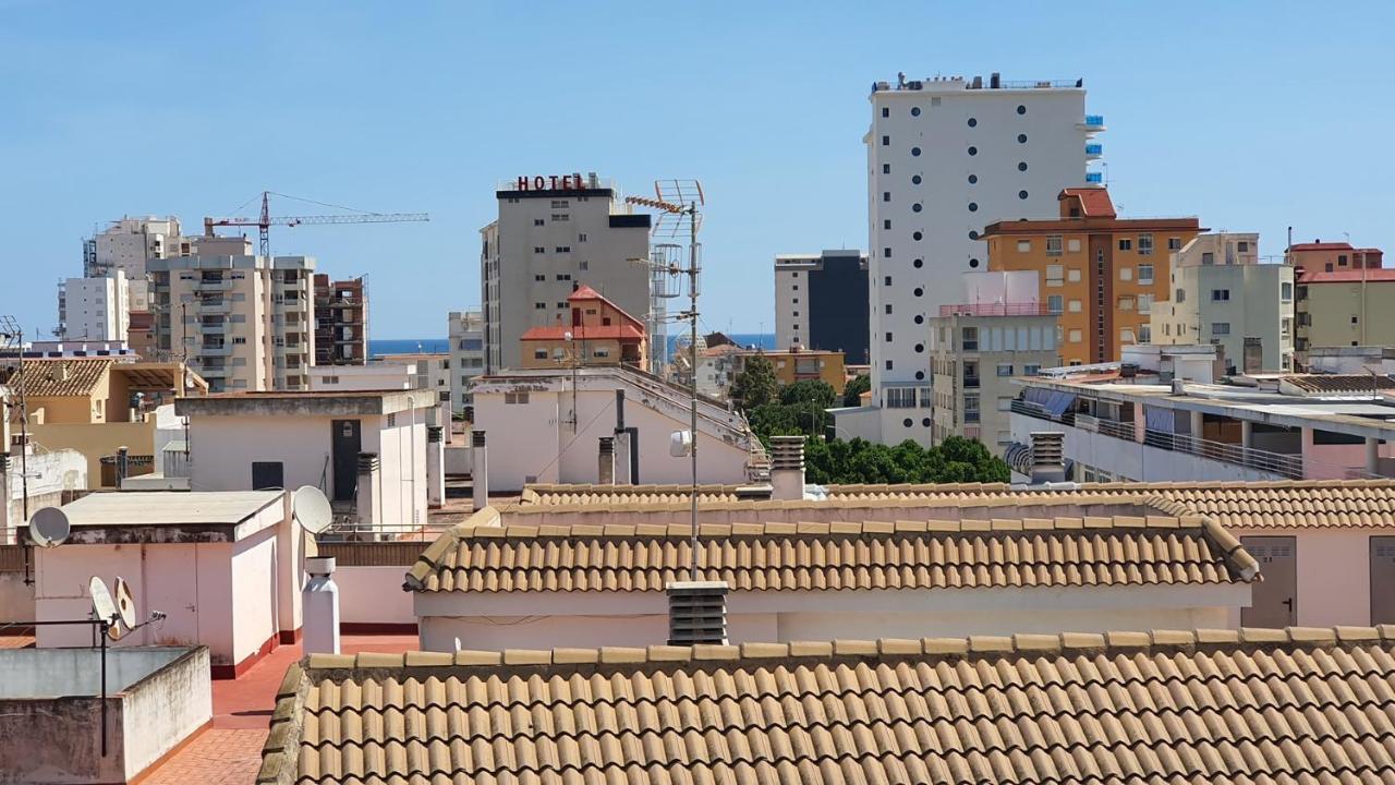 Universidad Del Mar - Alquiler Solo Familias 간디아 외부 사진